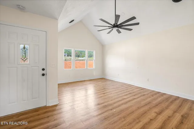 $265,000 | 8075 Highway 63, Speedwell, TN 37870