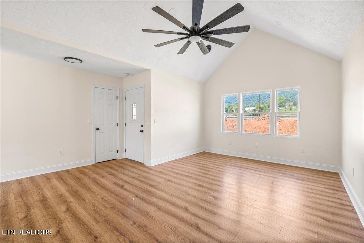 8075 Highway 63 Speedwell, TN 37870 - Photo 7 of 36 06-TN-63