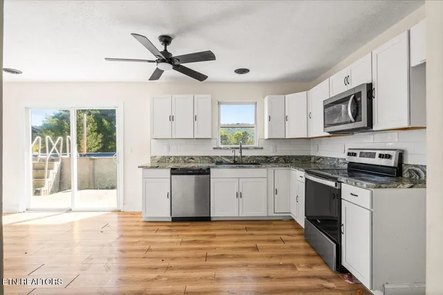 $265,000 | 8075 Highway 63, Speedwell, TN 37870