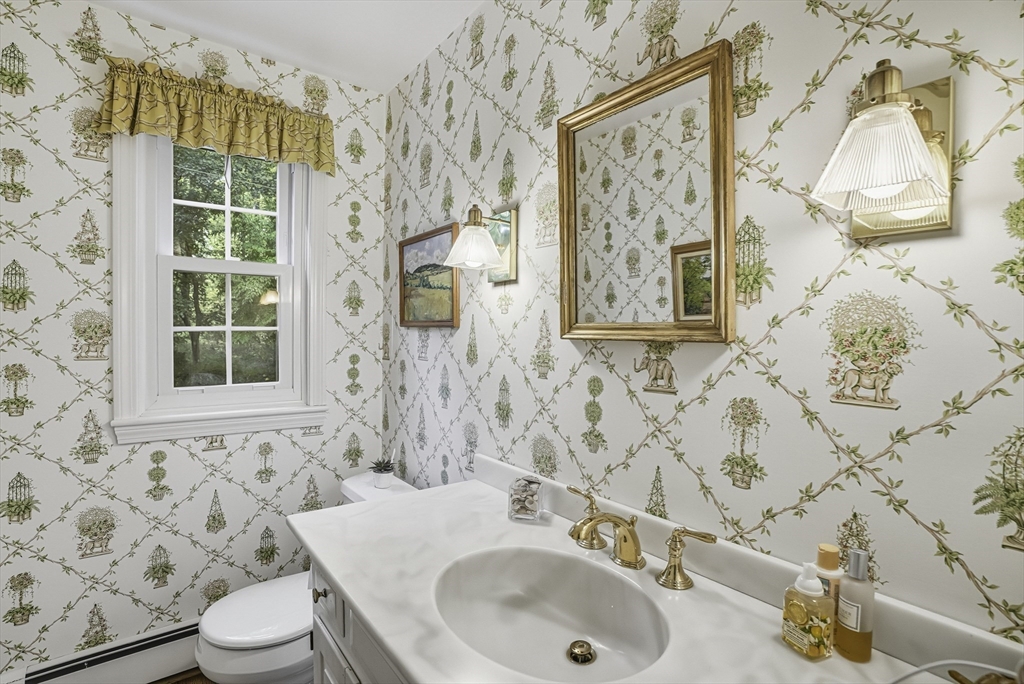 18 Coolidge Road Wayland, MA 01778 - Photo 16 of 26