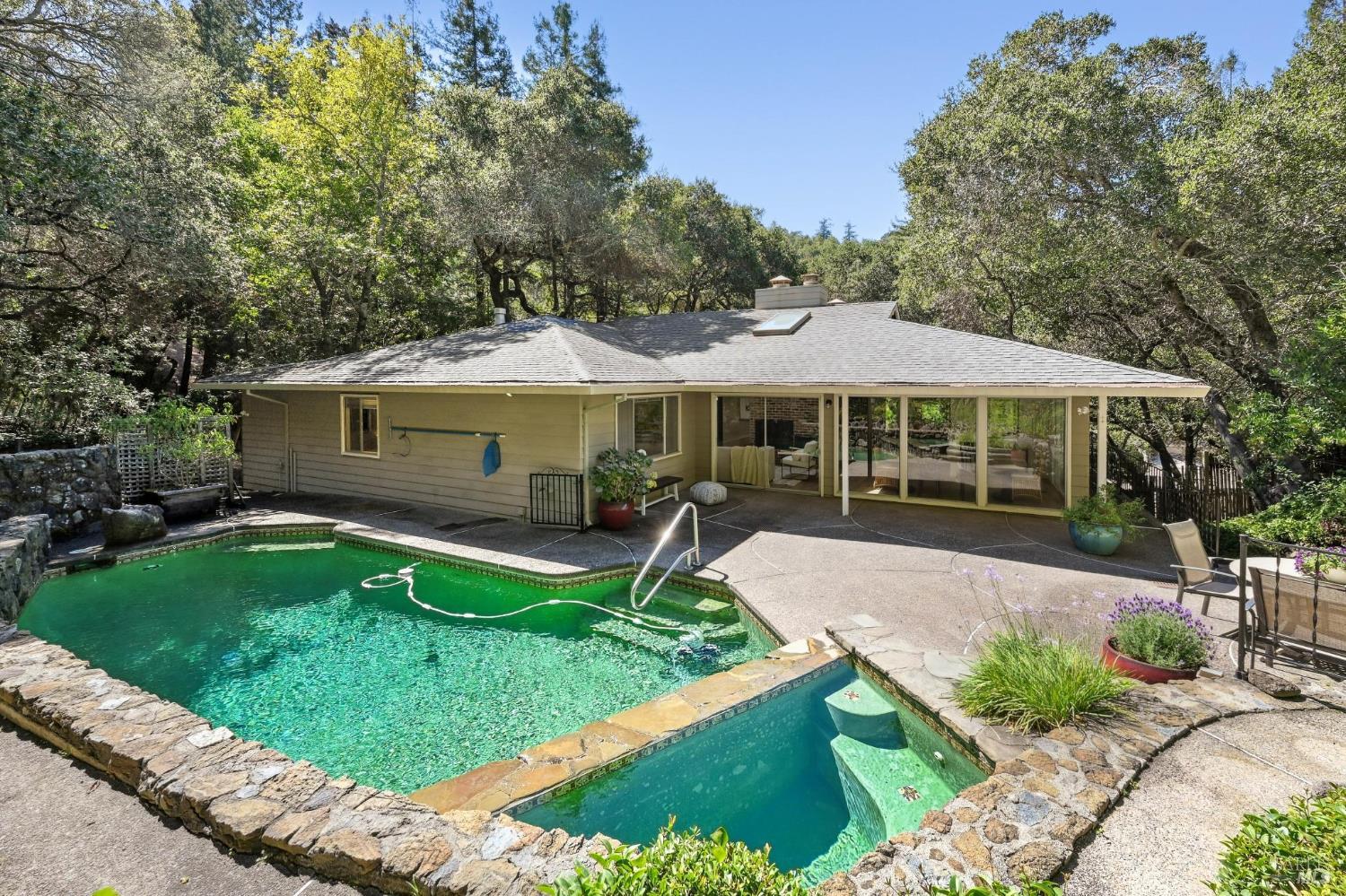 135-137 Spring Grove Avenue San Rafael, CA 94901 - Photo 2 of 71