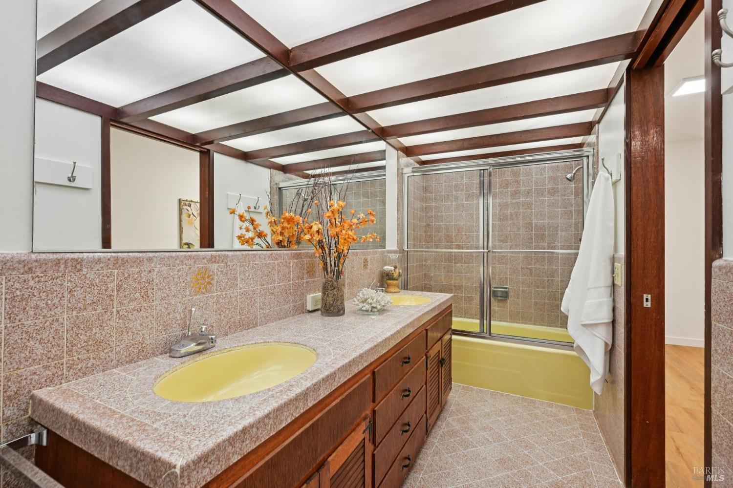 135-137 Spring Grove Avenue San Rafael, CA 94901 - Photo 28 of 71