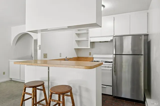 $2,450,000 | 135-137 Spring Grove Avenue, San Rafael, CA 94901