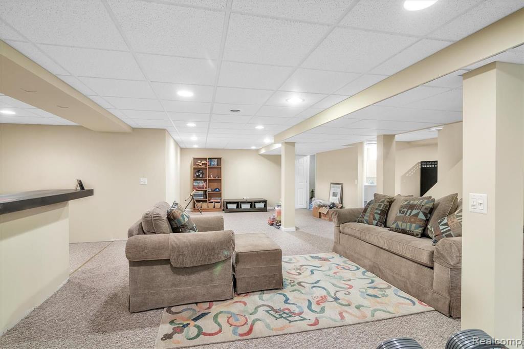 1181 Krista Court Rochester, MI 48307 - Photo 41 of 57