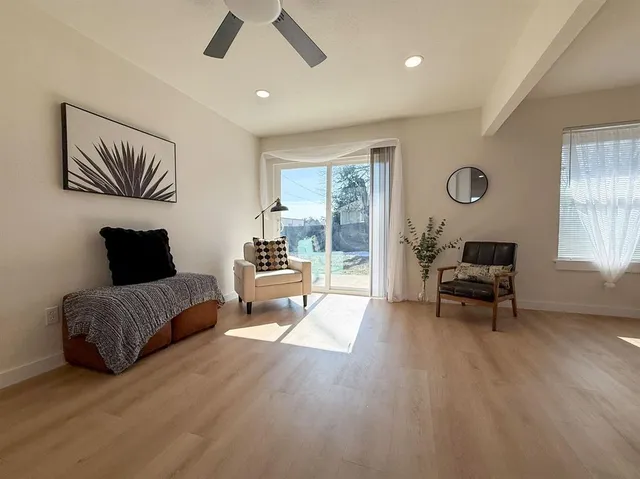 $1,995 | 308 East Bourn Street, Rockwall, TX 75087