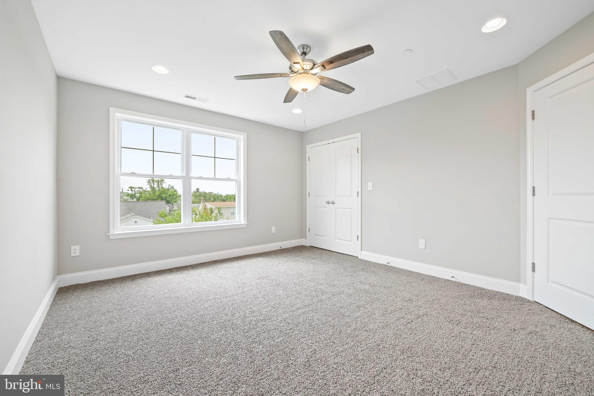 8518 Jenkins Road Pasadena, MD 21122 - Photo 16 of 38