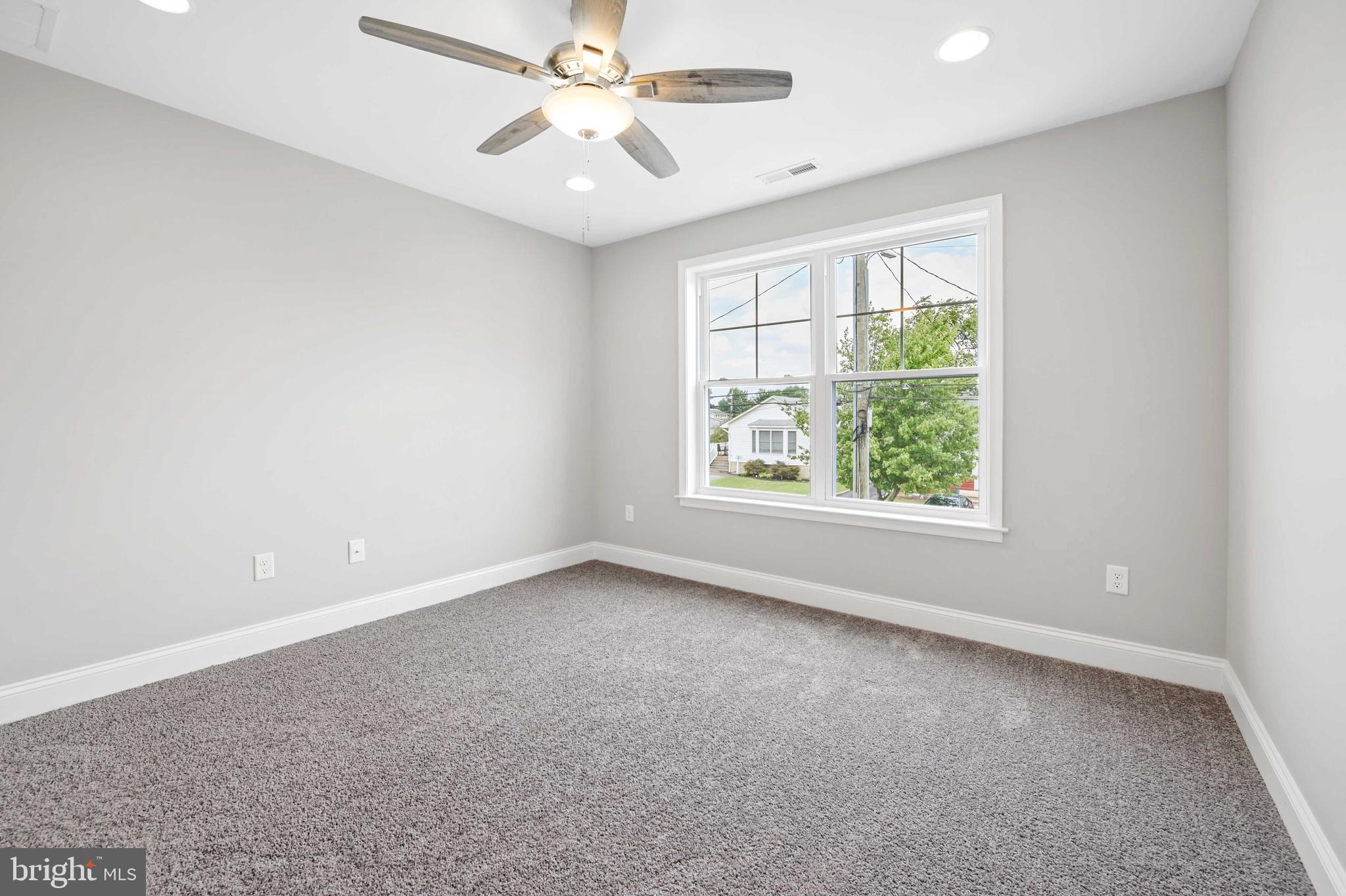 8518 Jenkins Road Pasadena, MD 21122 - Photo 23 of 38