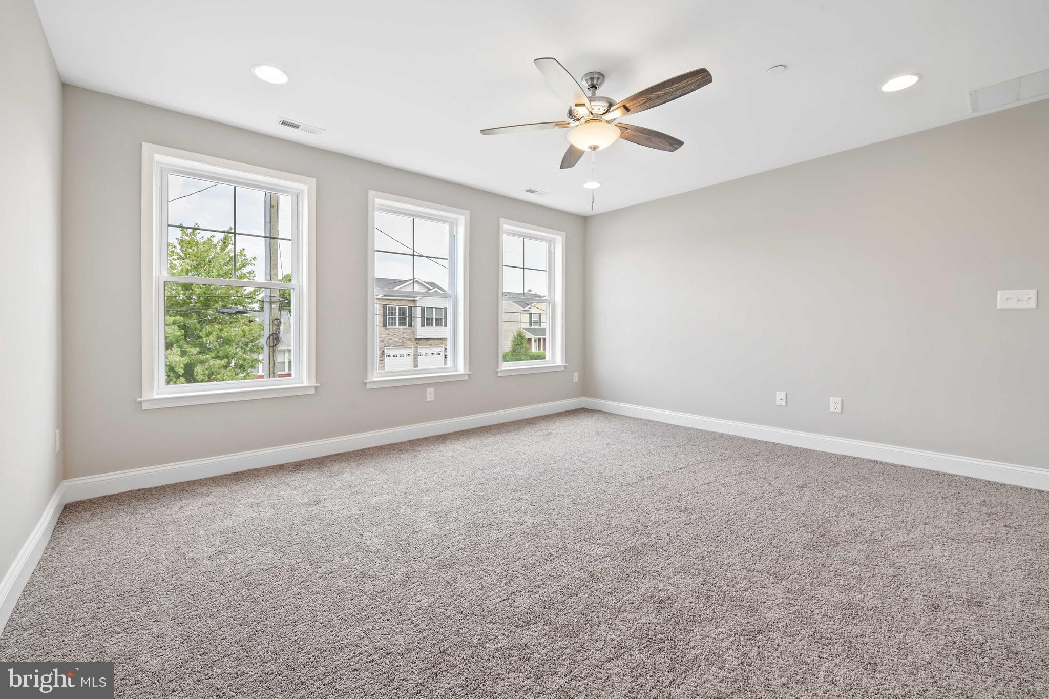 8518 Jenkins Road Pasadena, MD 21122 - Photo 26 of 38