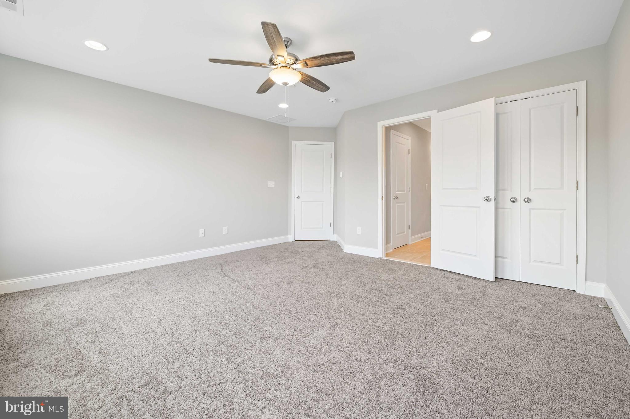 8518 Jenkins Road Pasadena, MD 21122 - Photo 27 of 38