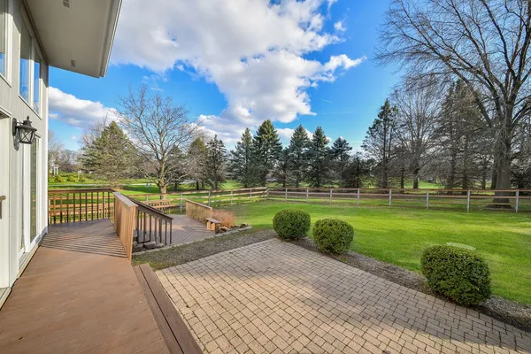 $599,900 | 40W983 Line Drive, Elburn, IL 60119