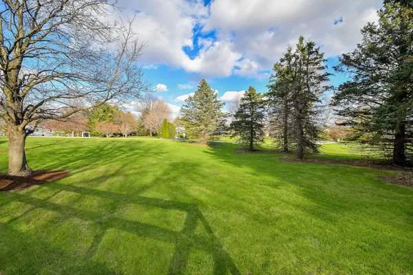 $599,900 | 40W983 Line Drive, Elburn, IL 60119