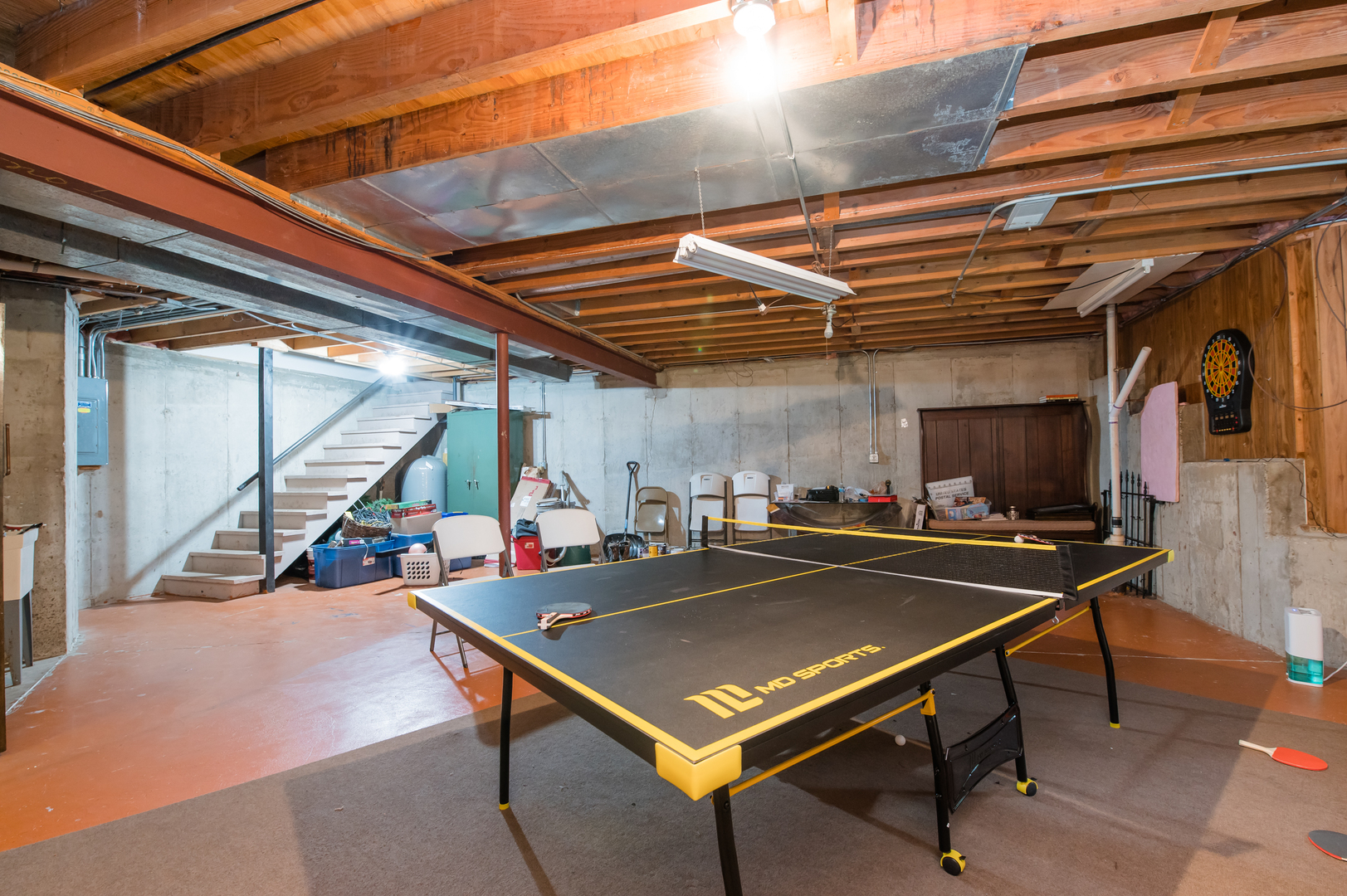11-n060 Johnstoun Road Elgin, IL 60124 - Photo 43 of 44 a view of a tables and chairs in patio