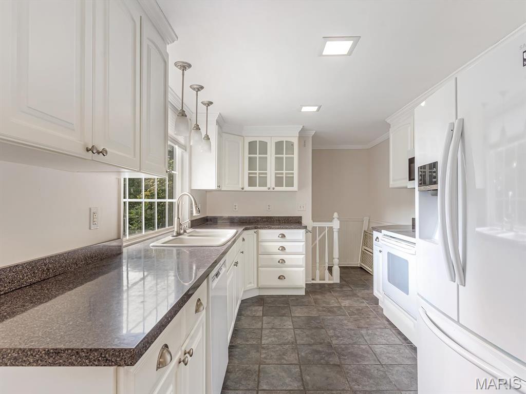 943 Sugar Loaf Hill Road Dupo, IL 62239 - Photo 12 of 17 Gallery Image 12