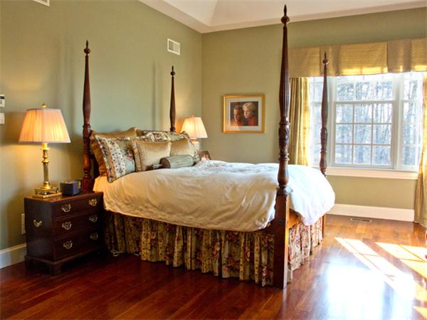 61 Kettle Hole Road Bolton, MA 01740 - Photo 14 of 26 Gallery Image 14