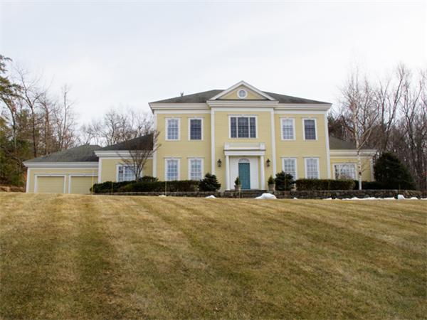 61 Kettle Hole Road Bolton, MA 01740 - Photo 22 of 26 Gallery Image 22