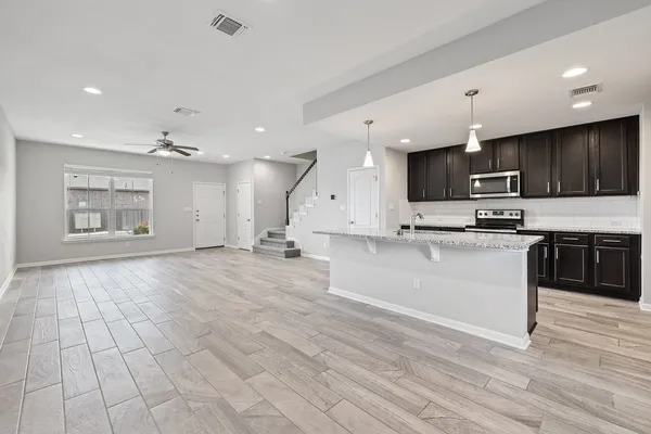 $1,925 | 718 Tinton Falls Lane, Pflugerville, TX 78660