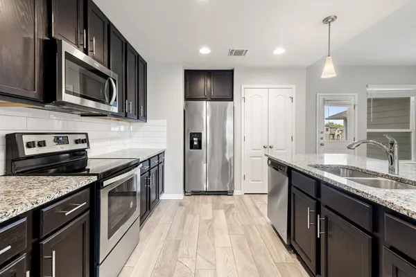 $1,925 | 718 Tinton Falls Lane, Pflugerville, TX 78660