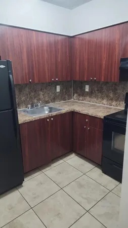 $1,900 | 2175 Northeast 169th Street, Unit 107, North Miami Beach, FL 33162