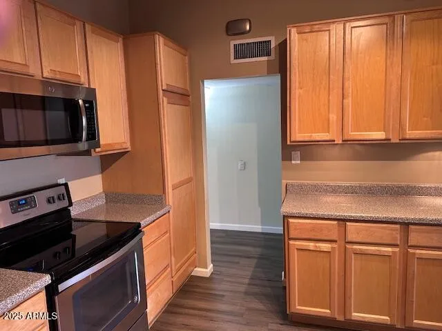 $1,700 | 6108 North 12th Place, Unit 6, Phoenix, AZ 85014