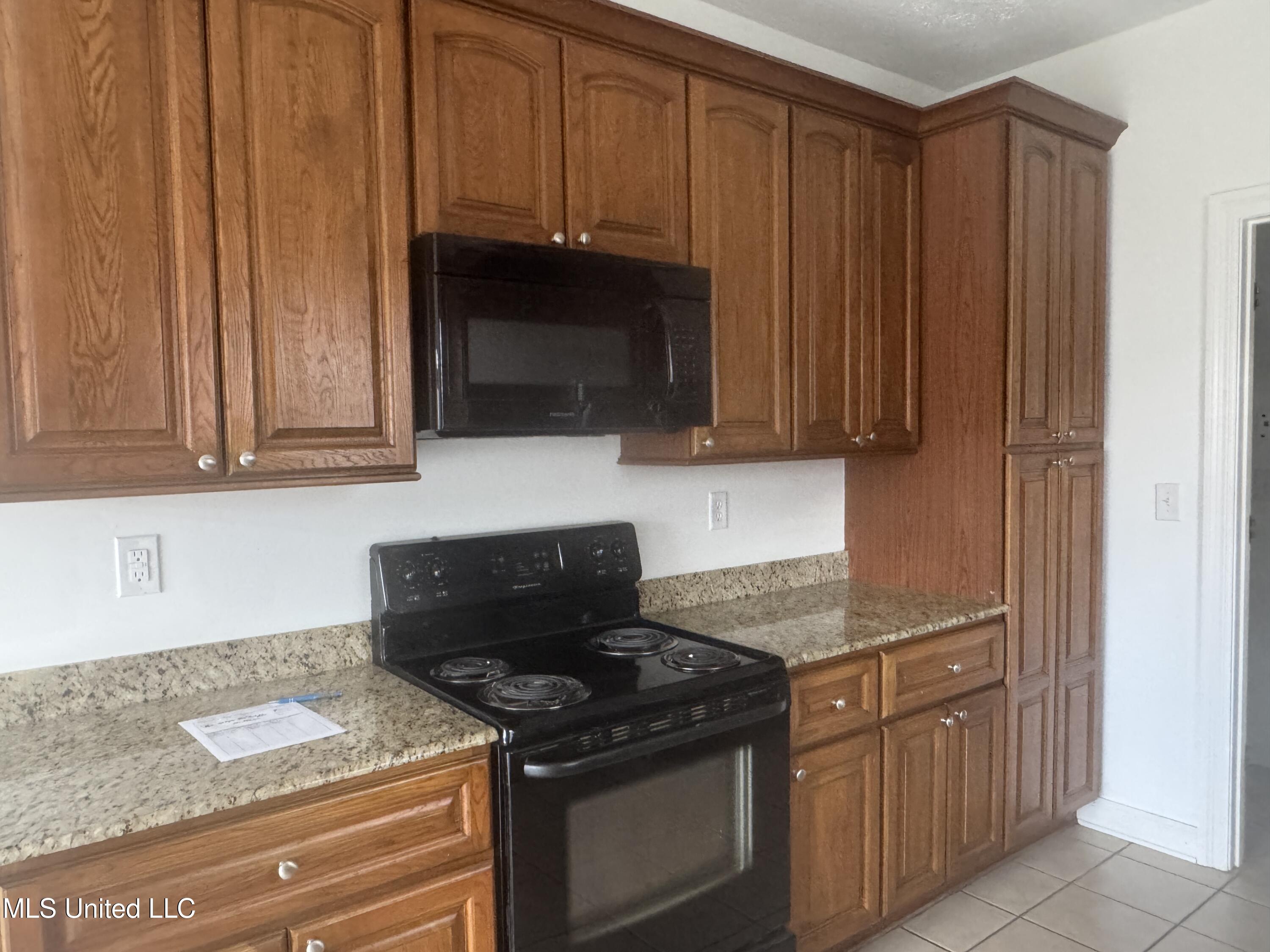 411 Poplar Boulevard Pearl, MS 39208 - Photo 5 of 13 IMG_7511