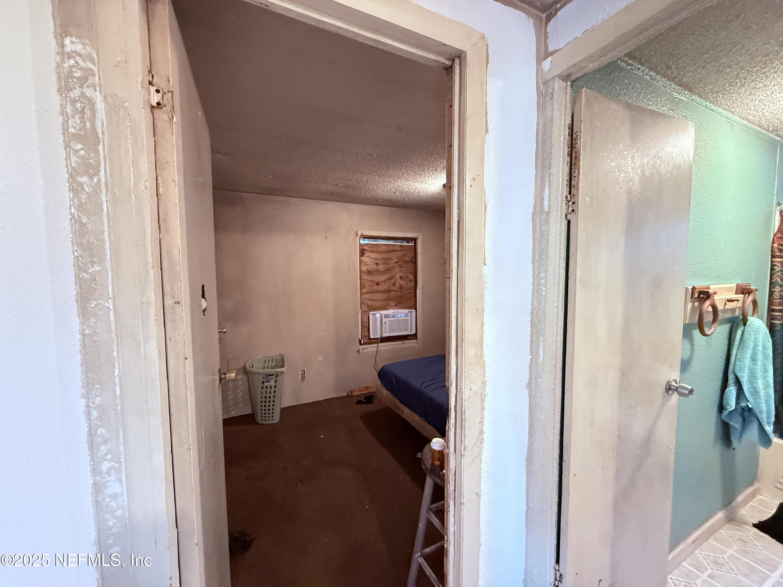1527 Faye Road Jacksonville, FL 32218 - Photo 15 of 39 beyc67e6c7bc0d4bf