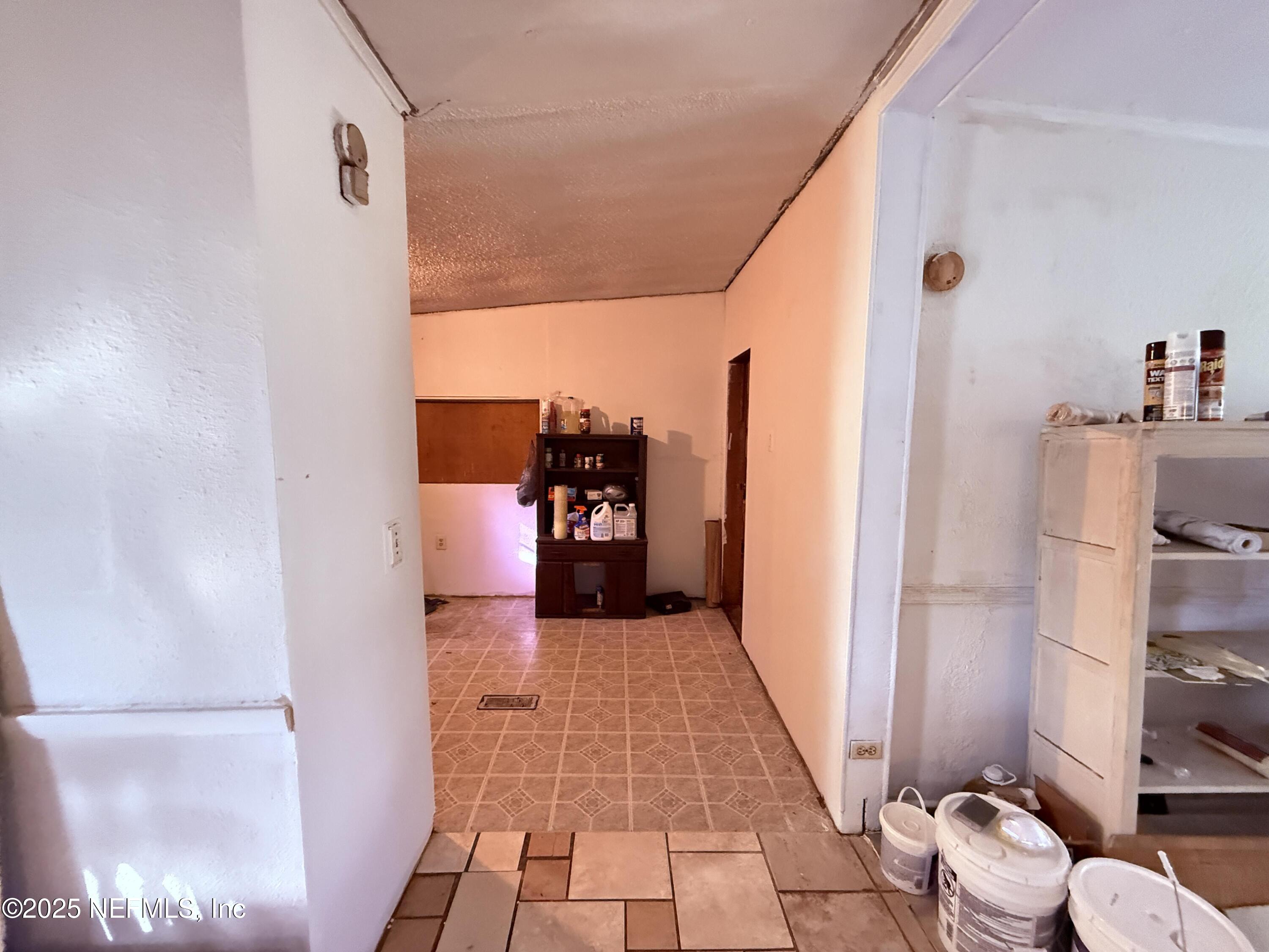 1527 Faye Road Jacksonville, FL 32218 - Photo 23 of 39 beyc67e6c87bcd583
