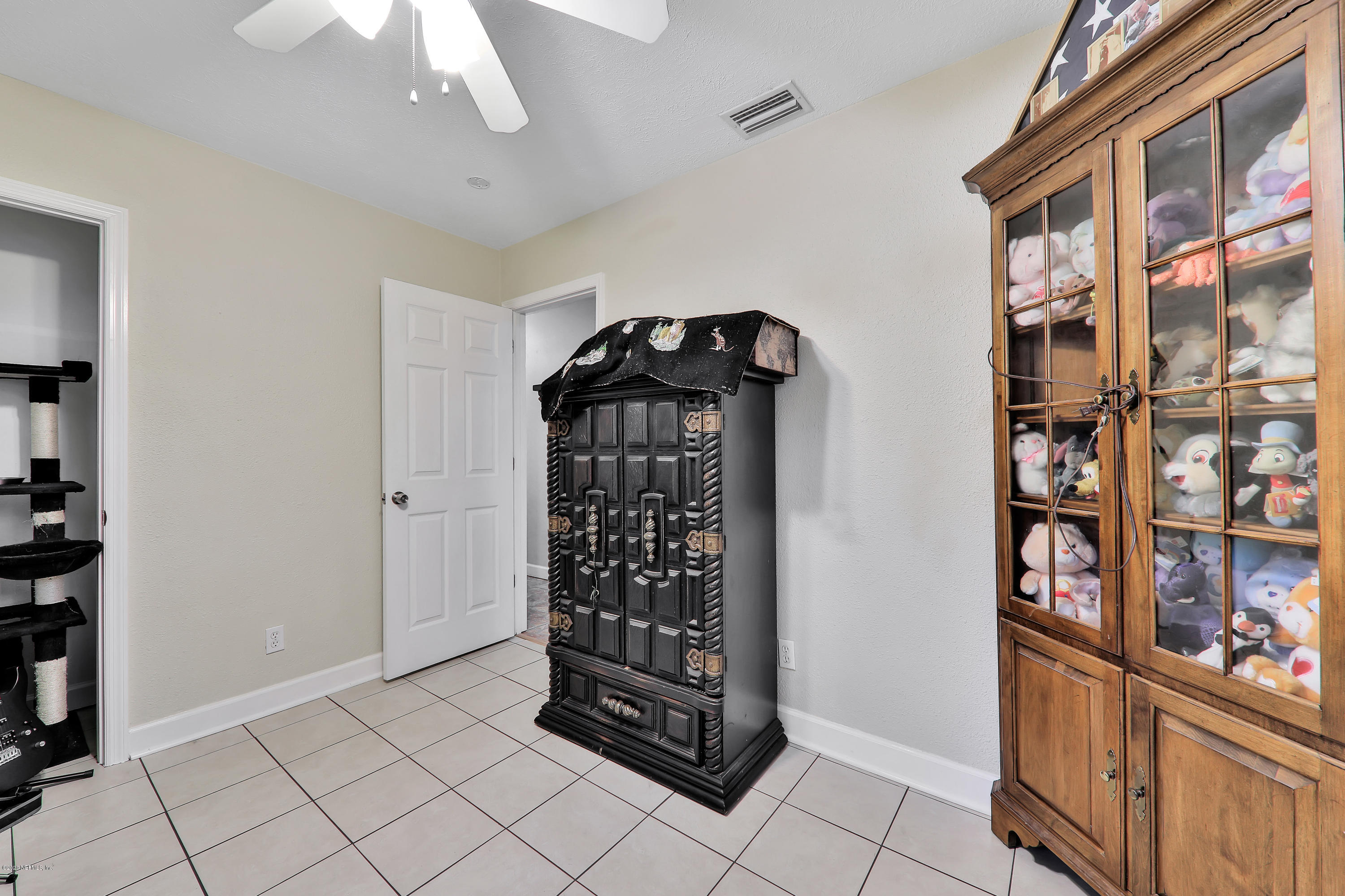 4250 Varner Road Jacksonville, FL 32210 - Photo 12 of 21 2nd Bedroom