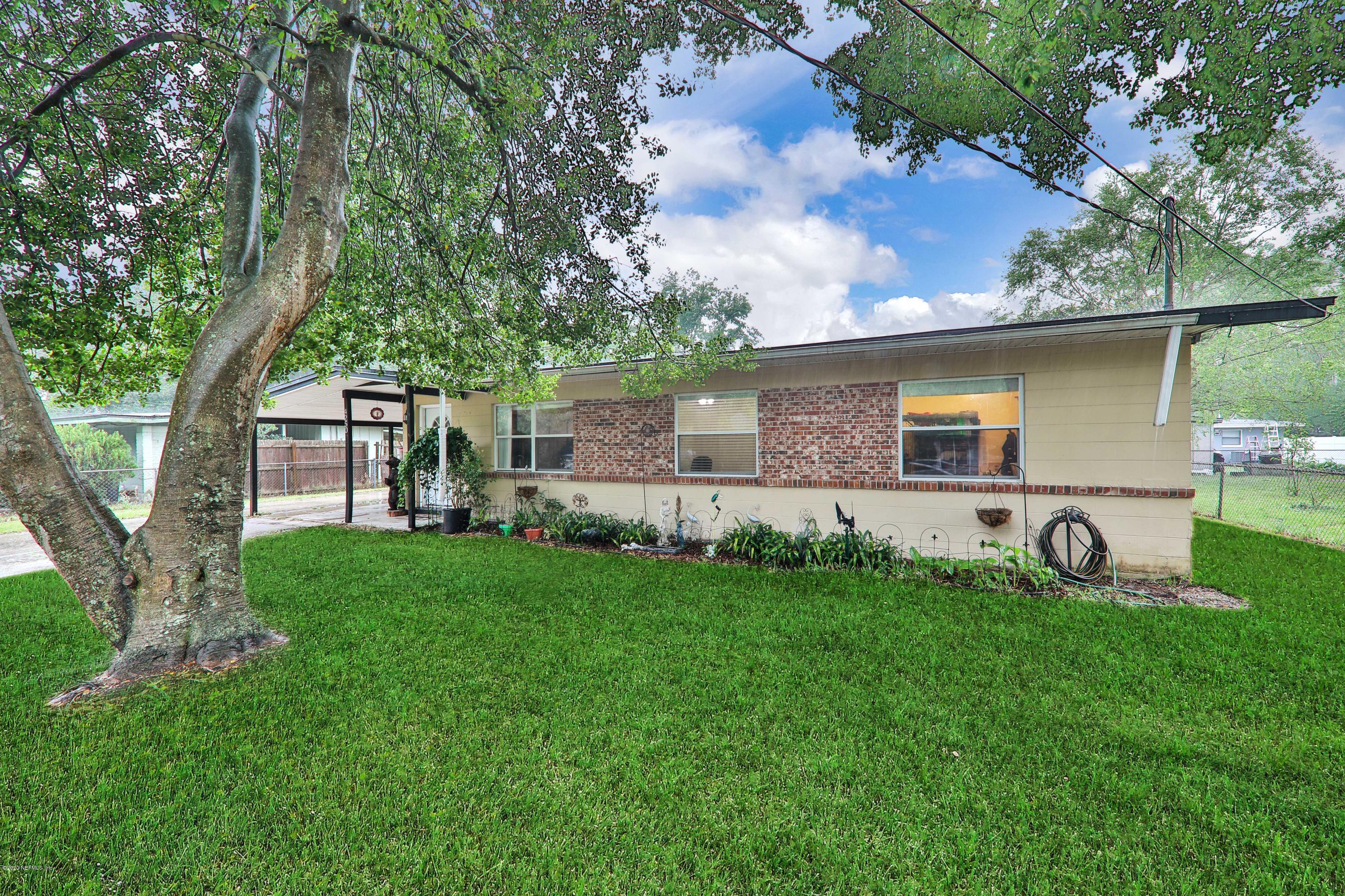 4250 Varner Road Jacksonville, FL 32210 - Photo 18 of 21 573A0031