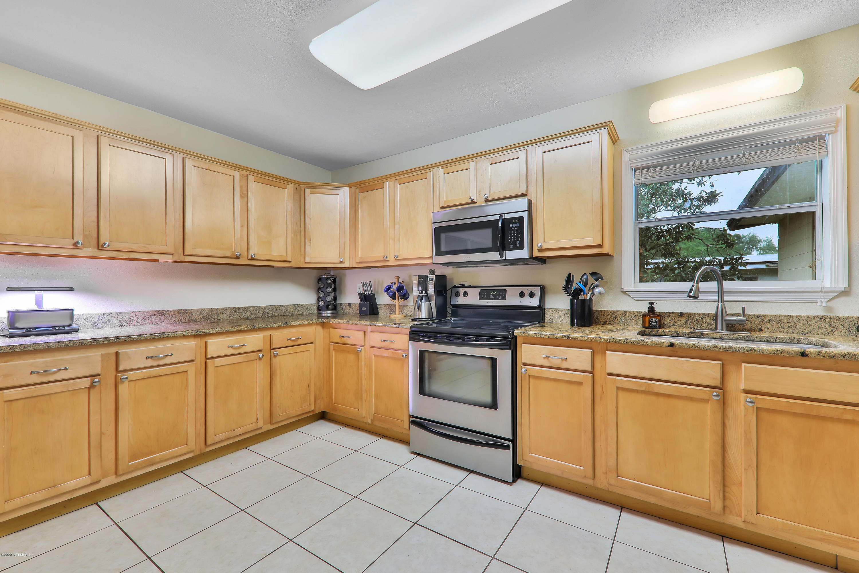 4250 Varner Road Jacksonville, FL 32210 - Photo 3 of 21 Kitchen