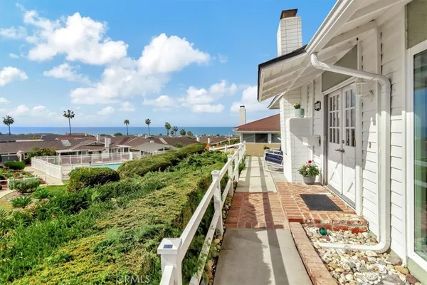 $1,475,000 | 410 Camino San Clemente, San Clemente, CA 92672