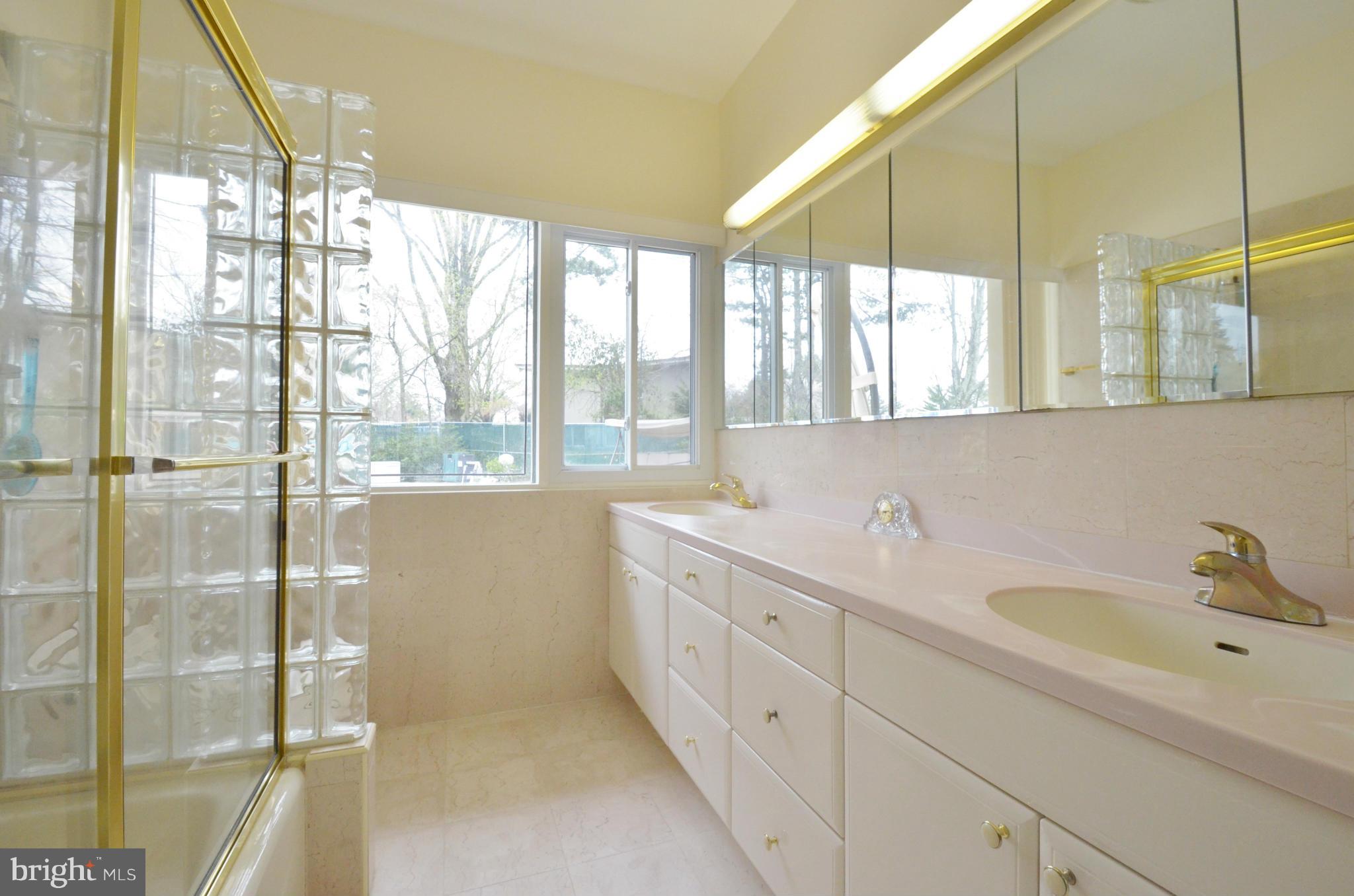 8300 Burning Wood Road Baltimore, MD 21208 - Photo 22 of 27 Interior (General)