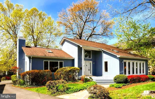 $1,649,000 | 1410 Cedar Avenue, McLean, VA 22101