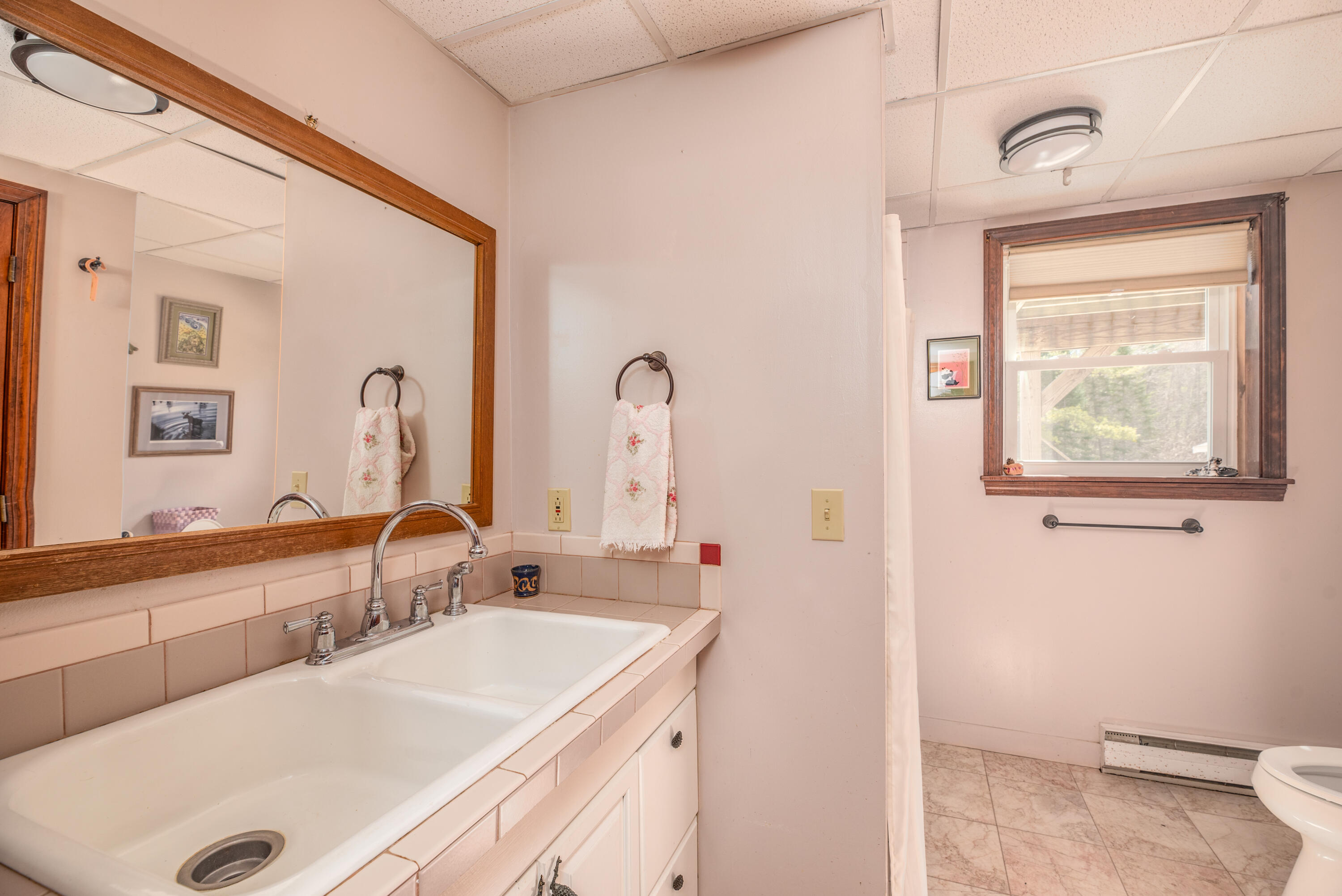 483 Whitefield Road Pittston, ME 04345 - Photo 27 of 39 Interior5