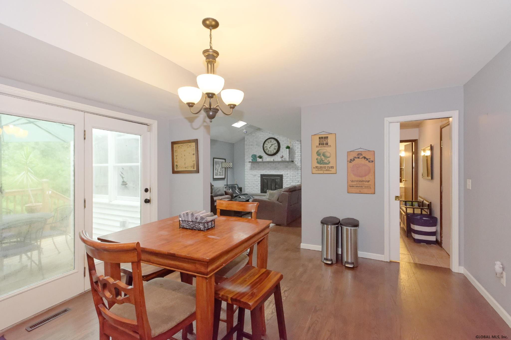 35 Summit Road Bethlehem, NY 12054 - Photo 14 of 41 Photo 18