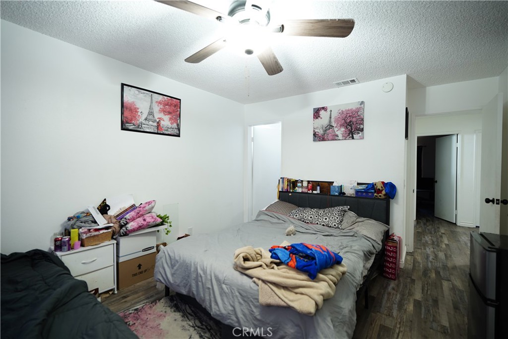 11764 Sutter Avenue Yucaipa, CA 92399 - Photo 10 of 38