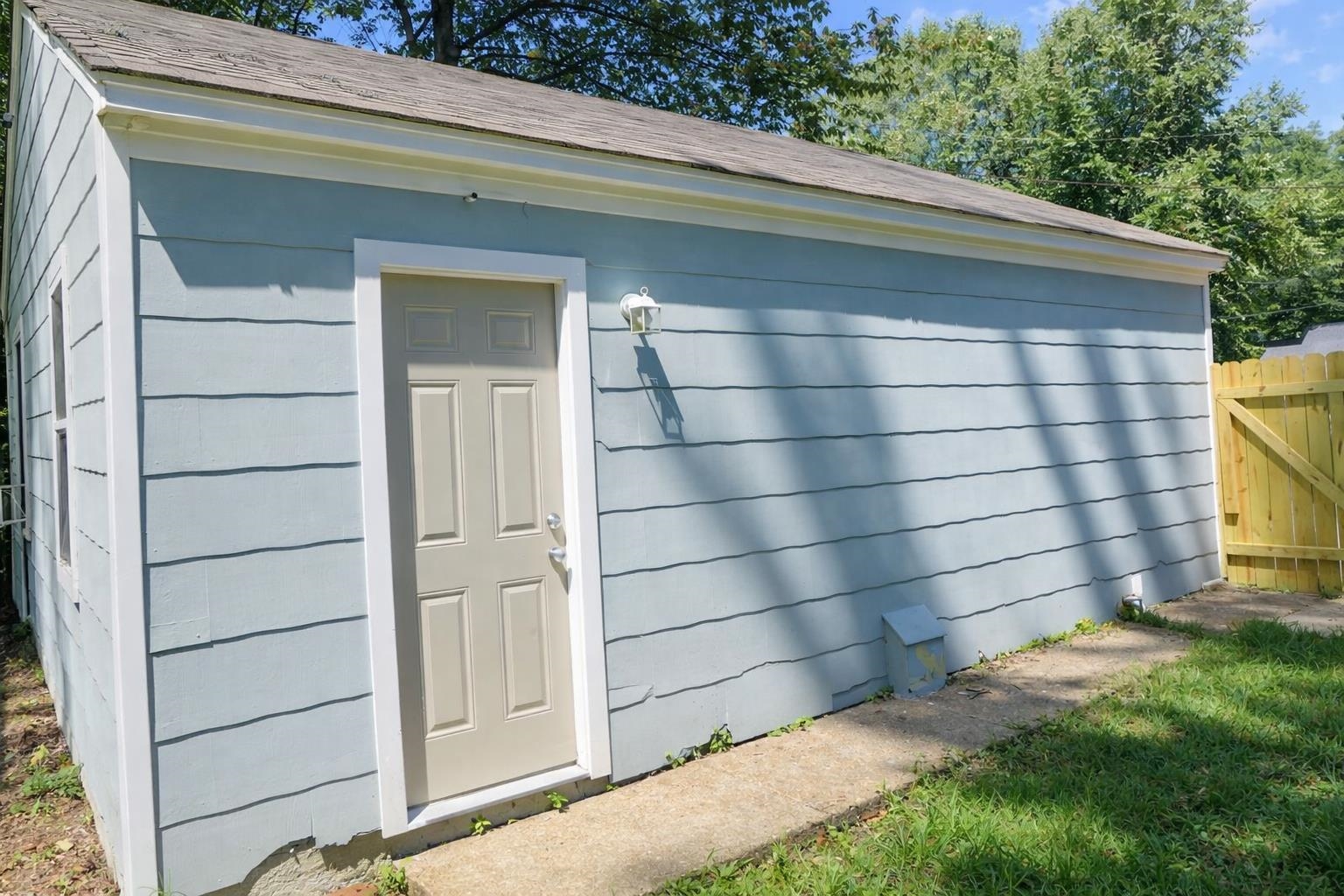 699 Shotwell Street Memphis, TN 38111 - Photo 7 of 33 View of outdoor structure
