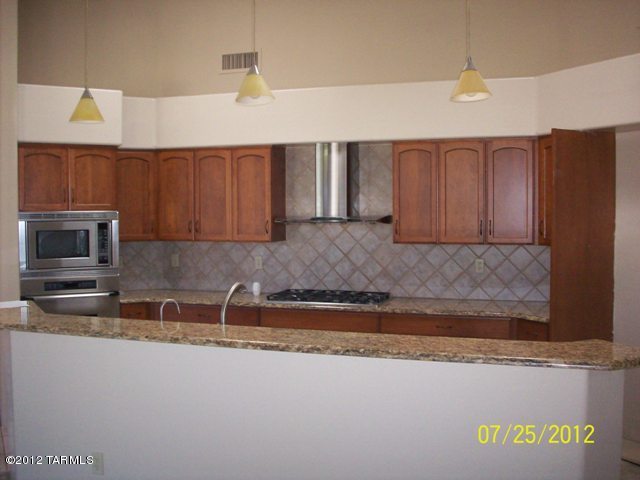 950 West Silver Spring Place Tucson, AZ 85755 - Photo 9 of 29