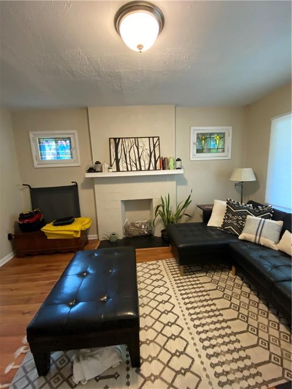 145 Oak Park Road Pittsburgh, PA 15214 - Photo 8 of 22 Gallery Image 8