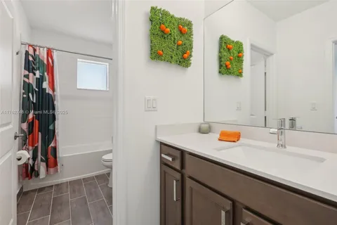 $709,900 | 4204 Veleiros Avenue, Deerfield Beach, FL 33064