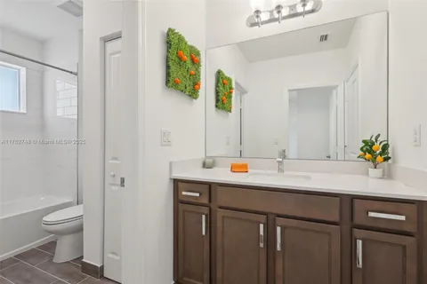 $709,900 | 4204 Veleiros Avenue, Deerfield Beach, FL 33064