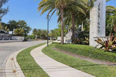 $709,900 | 4204 Veleiros Avenue, Deerfield Beach, FL 33064