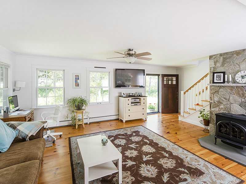 Living Room.