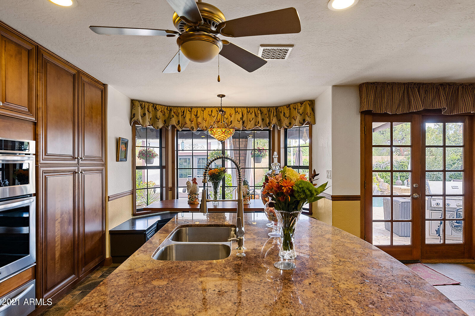 145 North Riata Street Gilbert, AZ 85234 - Photo 20 of 62 Huge Island