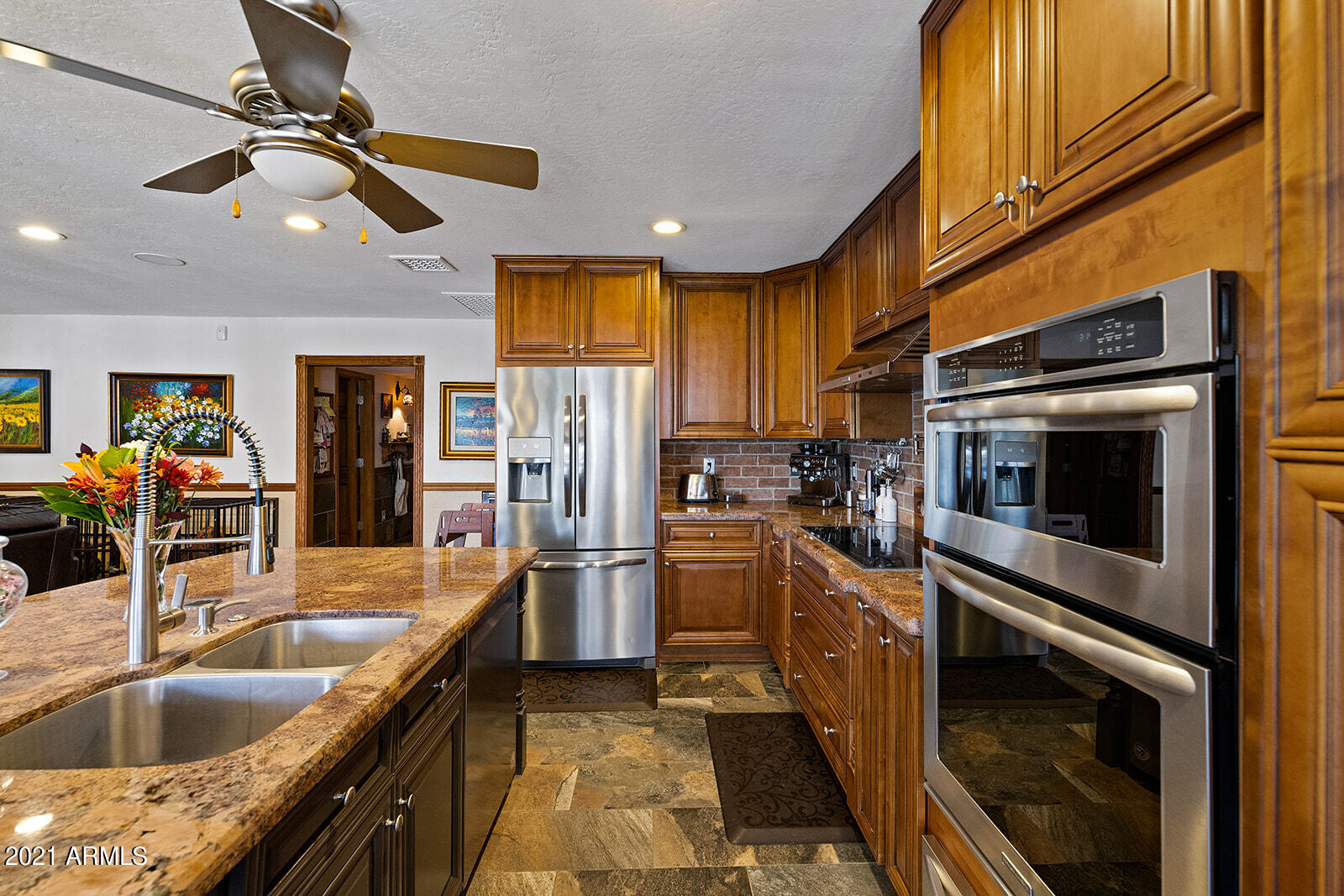 145 North Riata Street Gilbert, AZ 85234 - Photo 23 of 62 Built in Ovens