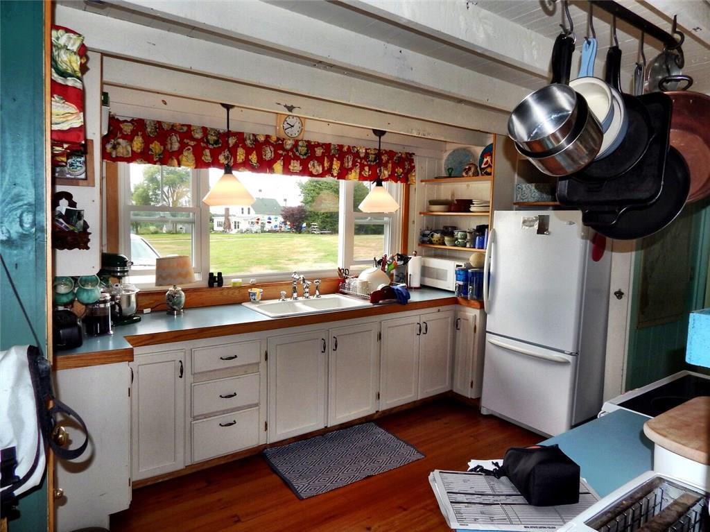 35 Thorburn Cottages Road Harpswell, ME 04079 - Photo 9 of 33 Photo