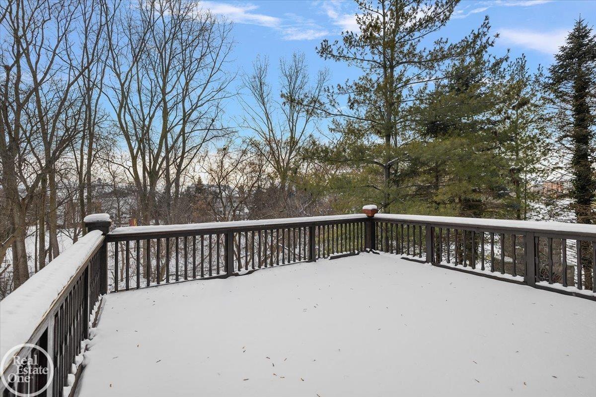 877 Quarry Drive Rochester Hills, MI 48306 - Photo 12 of 86