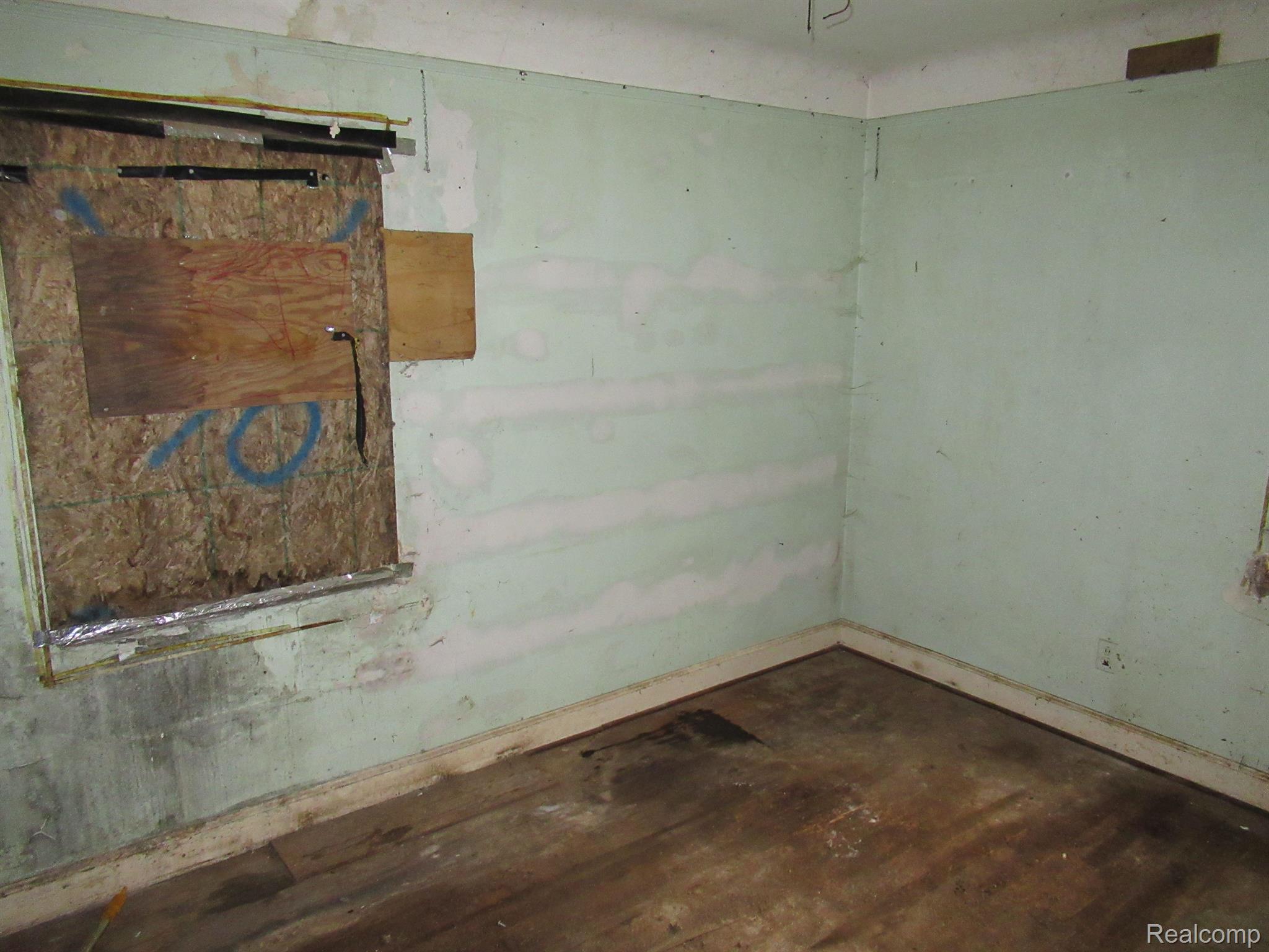 9923 Rutland Street Detroit, MI 48227 - Photo 9 of 14 Gallery Image 9