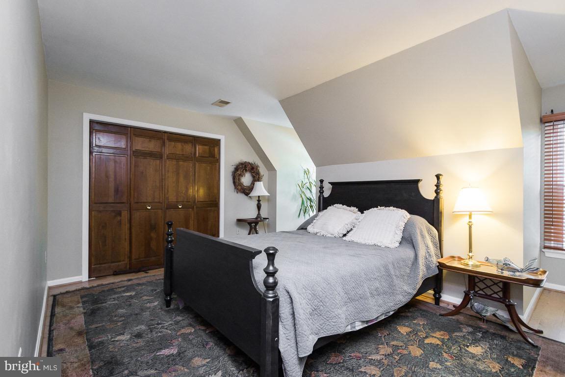 7722 Modisto Lane Springfield, VA 22153 - Photo 18 of 40 Gallery Image 18
