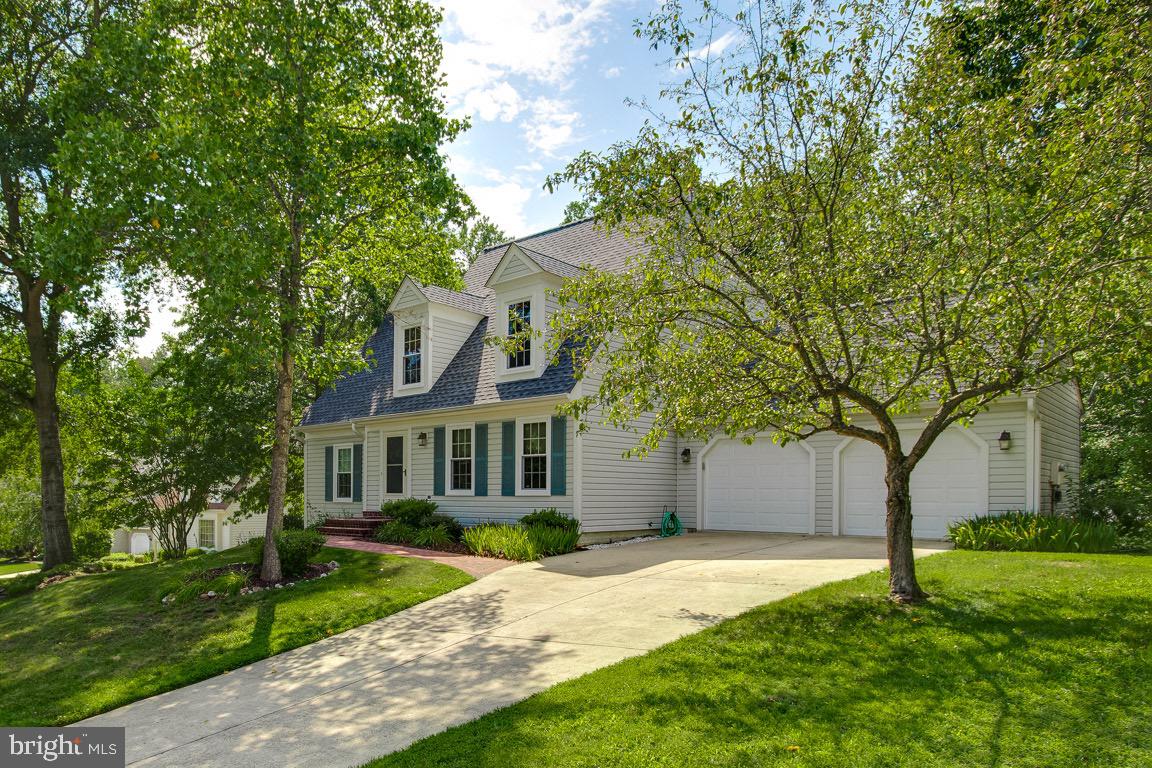 7722 Modisto Lane Springfield, VA 22153 - Photo 3 of 40 Gallery Image 3