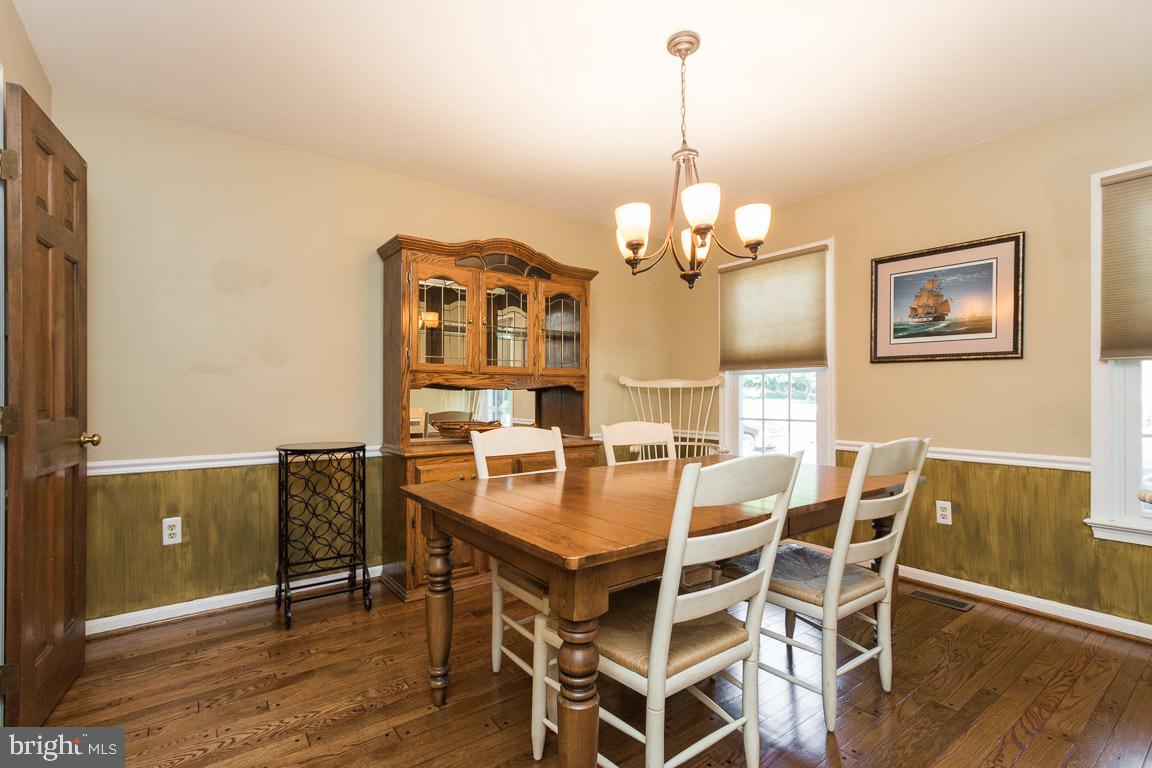 7722 Modisto Lane Springfield, VA 22153 - Photo 9 of 40 Gallery Image 9